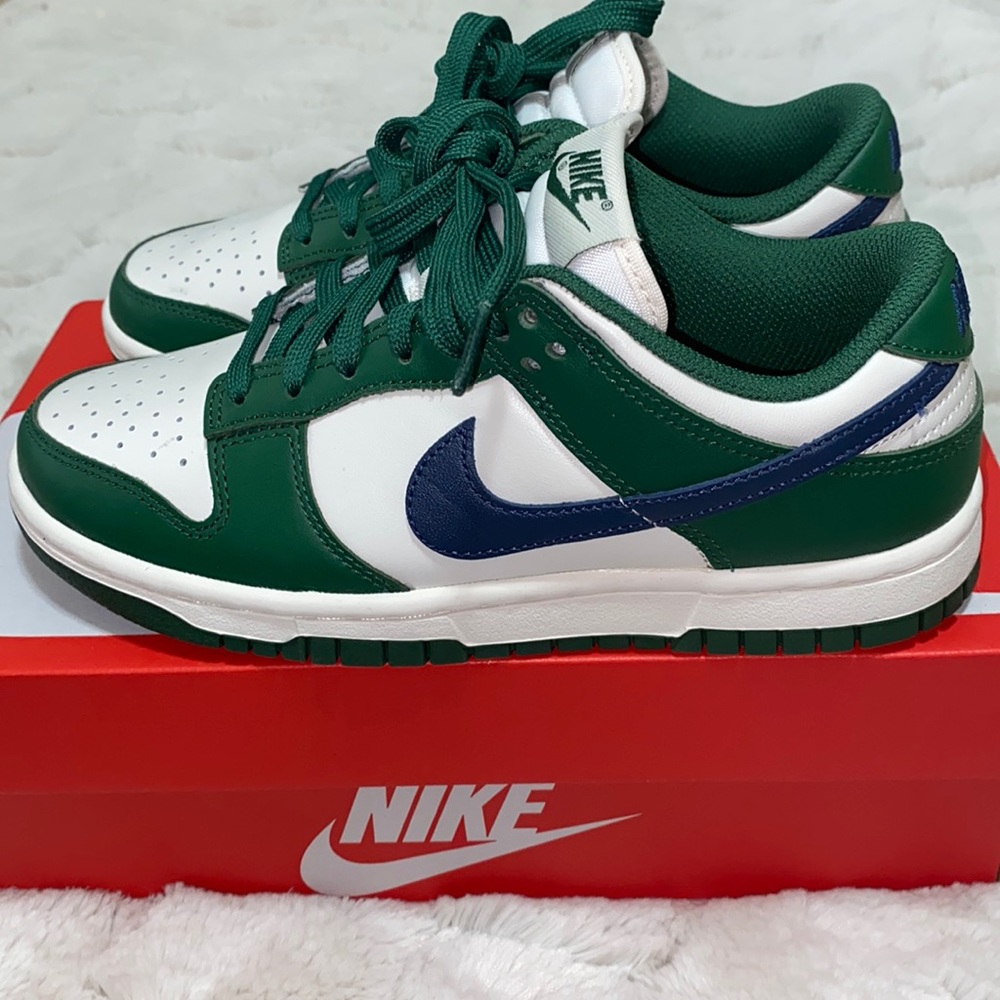Nike Dunk Low